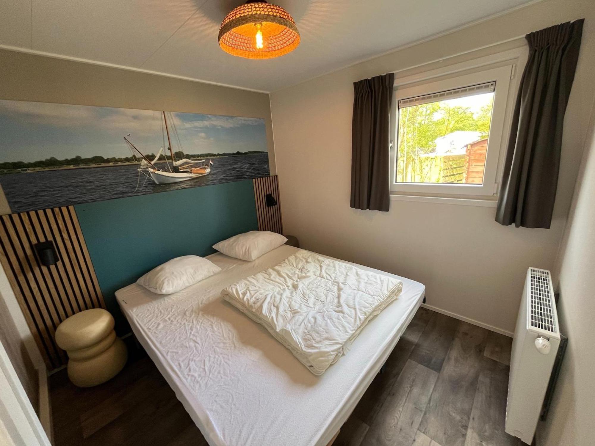 Detached Villa With Dishwasher Leeuwarden At 21Km Suameer Bagian luar foto