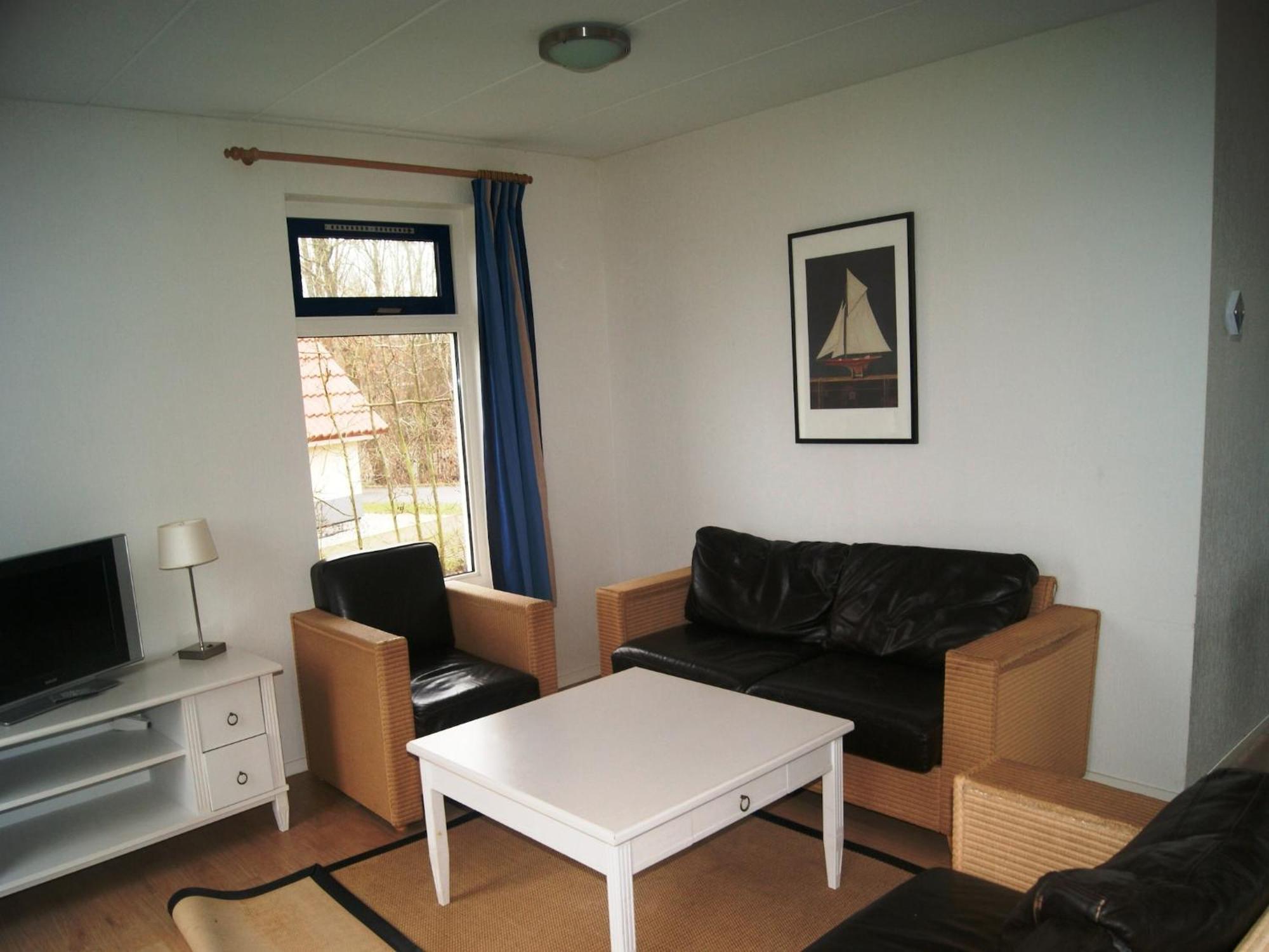 Detached Villa With Dishwasher Leeuwarden At 21Km Suameer Bagian luar foto